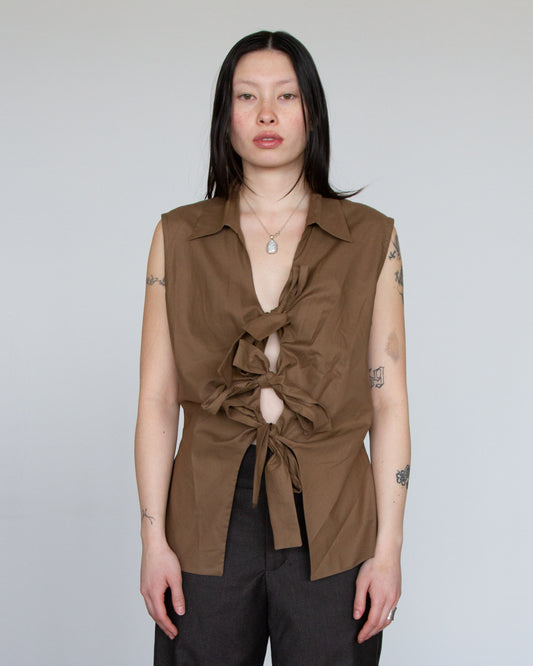 Knotted blouse brown