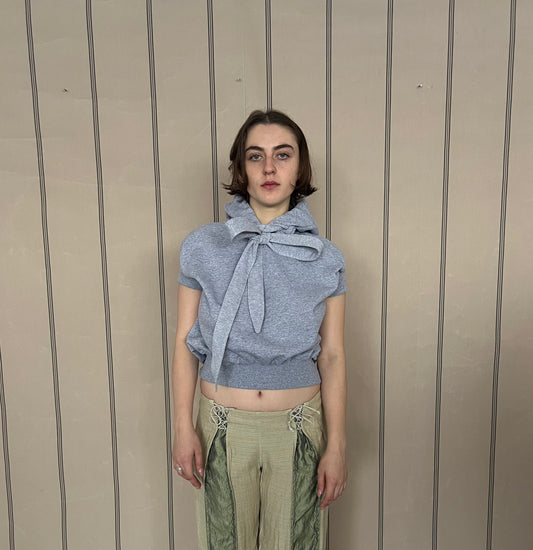 トップス ELIZAVETA LONG STRAP CROPPED HOODIE LONG STRAP CROPPED HOODIE – P.A.M. (Perks And Mini)